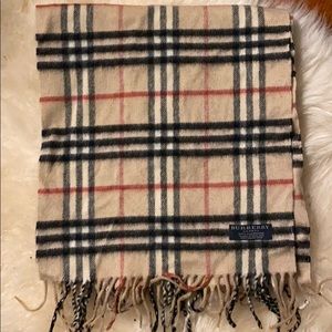 ⭐️Burberry Cashmere Scarf⭐️